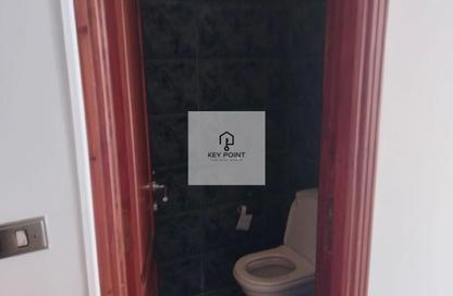 Apartment - 4 Bedrooms - 3 Bathrooms for sale in Street 17 - District 5 - The 5th Settlement - New Cairo City - Cairo Apartment - 4 Bedrooms - 3 Bathrooms for sale in Street 17 - District 5 - The 5th Settlement - New Cairo City - Cairo
