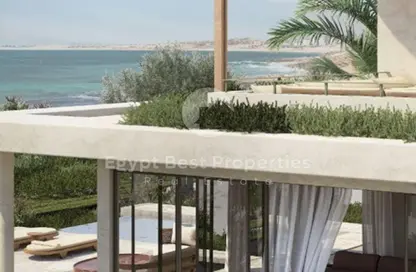 فيلا - 5 غرف نوم - 5 حمامات للبيع في سول الساحل الشمال - قسم الضبعة - الساحل الشمالي