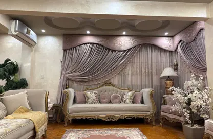 شقة - 3 غرف نوم - 2 حمامات للبيع في شارع جمال الدين واصل - المنطقة الأولى - مدينة نصر - القاهرة