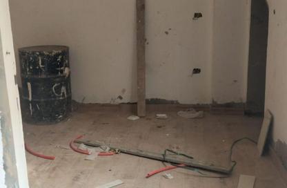 Apartment - 2 Bedrooms - 1 Bathroom for rent in Mohamed Naguib Axis - Abou El Houl - New Cairo City - Cairo