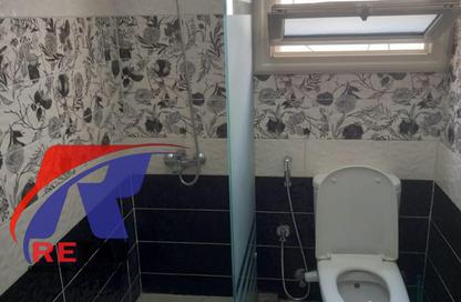 Apartment - 3 Bedrooms - 2 Bathrooms for rent in Orouba Axis - Area A - Ganoob El Acadimia - New Cairo City - Cairo Apartment - 3 Bedrooms - 2 Bathrooms for rent in Orouba Axis - Area A - Ganoob El Acadimia - New Cairo City - Cairo