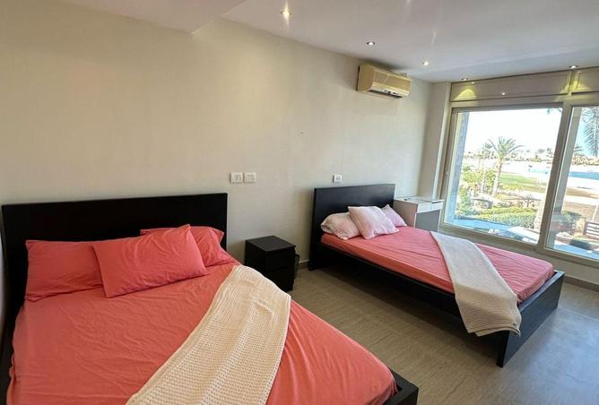 68782305 - Property Image 2