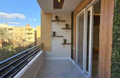 Apartment - 3 Bedrooms - 3 Bathrooms for sale in Gate 3 - Menkaure - Hadayek El Ahram - Giza
