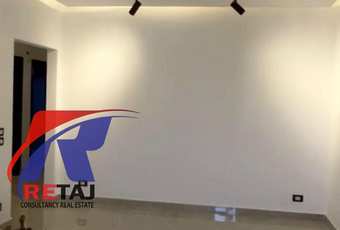 62894155 - Property Main Image