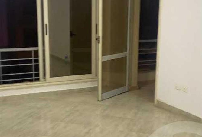77322958 - Property Image 2