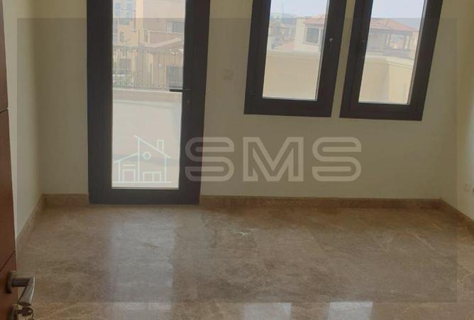 102909350 - Property Image 3