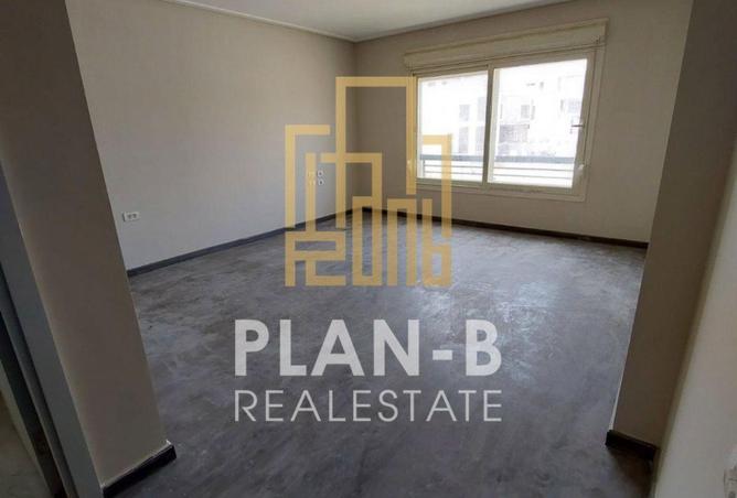 8704868 - Property Image 2