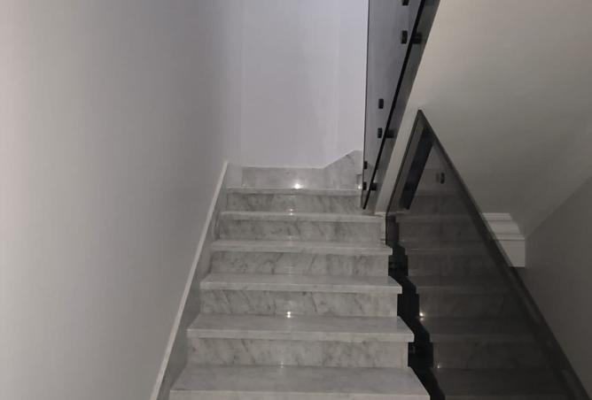 99118263 - Property Image 2
