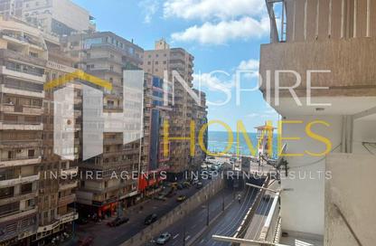 شقة - 5 غرف نوم - 4 حمامات للبيع في ميامي - حي اول المنتزة - الاسكندرية