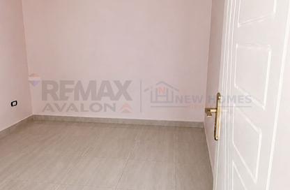 Apartment - 2 Bedrooms - 1 Bathroom for sale in El Mandara - Hay Than El Montazah - Alexandria