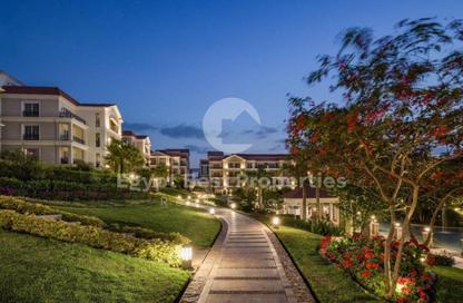 Apartment - 3 Bedrooms - 2 Bathrooms for sale in Regent's Square - 5th Settlement Compounds - The 5th Settlement - New Cairo City - Cairo