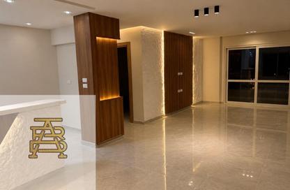 شقة - 3 غرف نوم - 2 حمامات للبيع في B6 - مدينتي - القاهرة