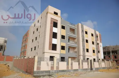 Apartment - 3 Bedrooms - 2 Bathrooms for sale in Bait Alwatan - The 5th Settlement - New Cairo City - Cairo