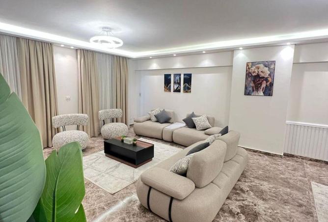 8667547 - Property Image 2