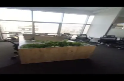 مساحات مكتبية - غرفة نوم - 1 حمام للايجار في وسط القاهرة الجديدة - شارع التسعين الشمالي - التجمع الخامس - مدينة القاهرة الجديدة - القاهرة