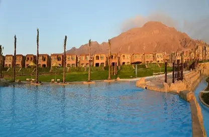 Chalet - 2 Bedrooms - 2 Bathrooms for sale in Telal Al Sokhna - Al Ain Al Sokhna - Suez