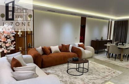 Apartment - 2 Bedrooms - 2 Bathrooms for rent in Park Corner - Hyde Park - New Cairo City - Cairo