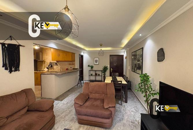 98838208 - Property Image 2