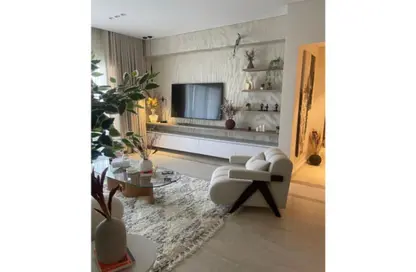 شقة - 3 غرف نوم - 2 حمامات للايجار في ميفيدا - كمبوندات التجمع الخامس - التجمع الخامس - مدينة القاهرة الجديدة - القاهرة