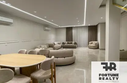 تاون هاوس - 5 غرف نوم - 4 حمامات للايجار في ليان ريزيدنس - كمبوندات التجمع الخامس - التجمع الخامس - مدينة القاهرة الجديدة - القاهرة