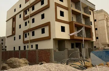 Apartment - 3 Bedrooms - 2 Bathrooms for sale in Bait Alwatan - The 5th Settlement - New Cairo City - Cairo