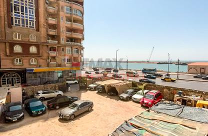شقة - 3 غرف نوم - 2 حمامات للبيع في السرايا - سيدي بشر - حي اول المنتزة - الاسكندرية