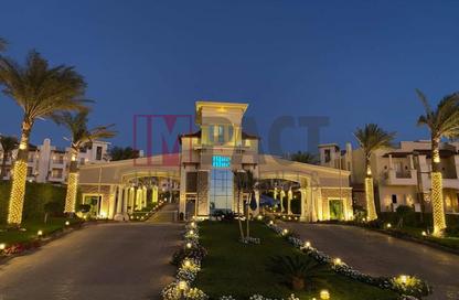 Chalet - 2 Bedrooms - 2 Bathrooms for sale in Blue Blue - Al Ain Al Sokhna - Suez