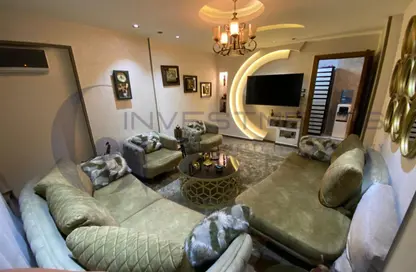 Apartment - 3 Bedrooms - 2 Bathrooms for sale in Gamal Abdel Nasser St. - El Mandara - Hay Than El Montazah - Alexandria