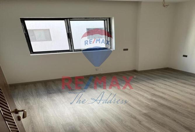 68525799 - Property Image 3