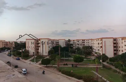 شقة - 2 غرف نوم - 1 حمام للبيع في الحي الحادي عشر - الشيخ زايد - الجيزة