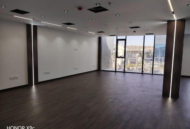 75404860 - Property Image 3