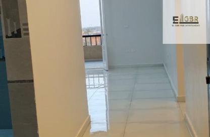 شقة - 2 غرف نوم - 1 حمام للايجار في قطامية جاردنز - كمبوندات القطامية - القطامية - مدينة القاهرة الجديدة - القاهرة