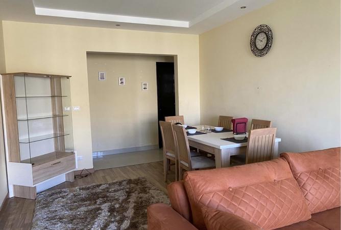 98815057 - Property Image 2