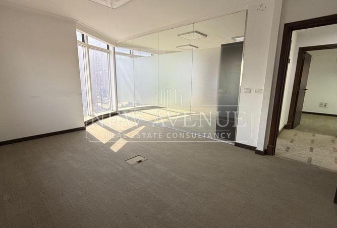 98004675 - Property Main Image
