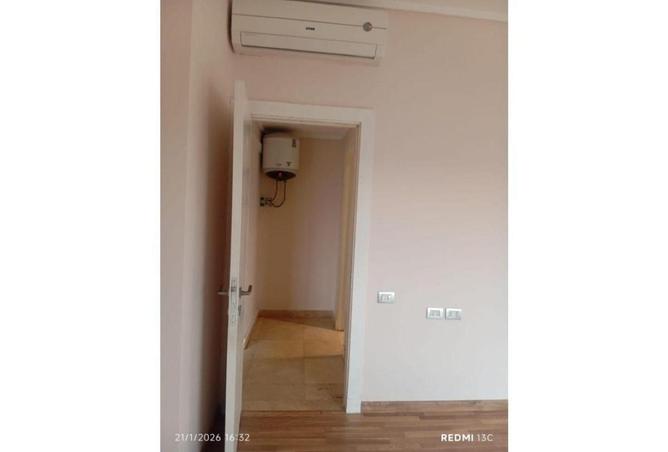 54489125 - Property Image 3