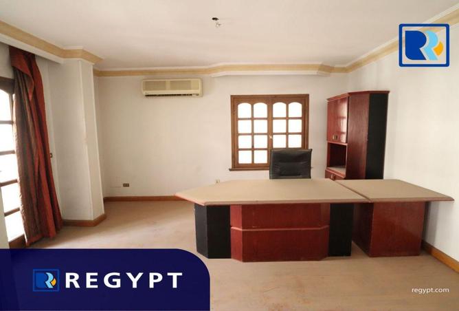 2PAlG5JU0vI - Property Image 2