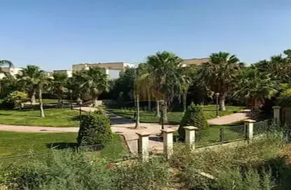 منزل مزدوج - 4 غرف نوم - 4 حمامات للبيع في شارع 10 - جرينز - الحي السادس - الشيخ زايد - الجيزة