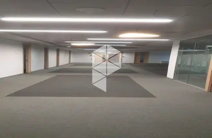 مساحات مكتبية - 8 غرف نوم - 2 حمامات للايجار في مول بلص ٩٠ - شارع التسعين الشمالي - التجمع الخامس - مدينة القاهرة الجديدة - القاهرة