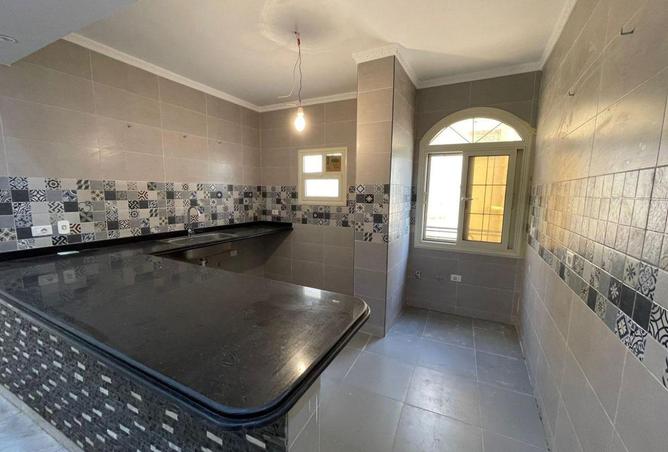 8567541 - Property Image 2