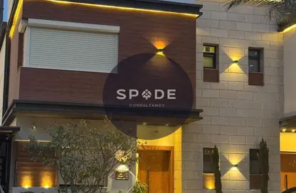 Townhouse - 3 Bedrooms - 3 Bathrooms for sale in Azzar - 5th Settlement Compounds - The 5th Settlement - New Cairo City - Cairo