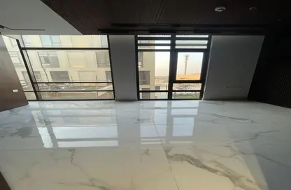 مساحات مكتبية - غرفة نوم - 1 حمام للايجار في ديستريكت 5 - كمبوندات التجمع الخامس - التجمع الخامس - مدينة القاهرة الجديدة - القاهرة مساحات مكتبية - غرفة نوم - 1 حمام للايجار في ديستريكت 5 - كمبوندات التجمع الخامس - التجمع الخامس - مدينة القاهرة الجديدة - القاهرة