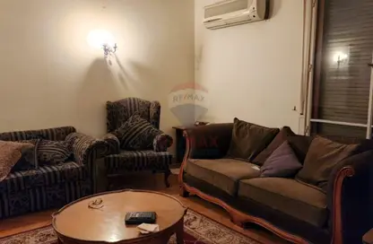 شقة - 2 غرف نوم - 2 حمامات للايجار في شارع بهجت علي (ابن النبيه) - الزمالك - القاهرة