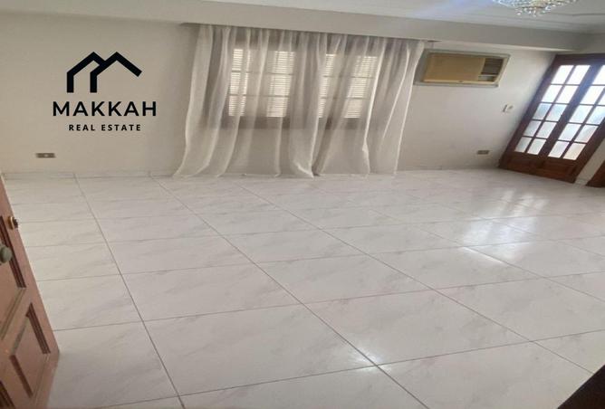 99407932 - Property Image 2
