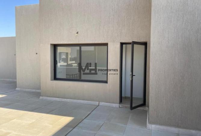99109103 - Property Image 2