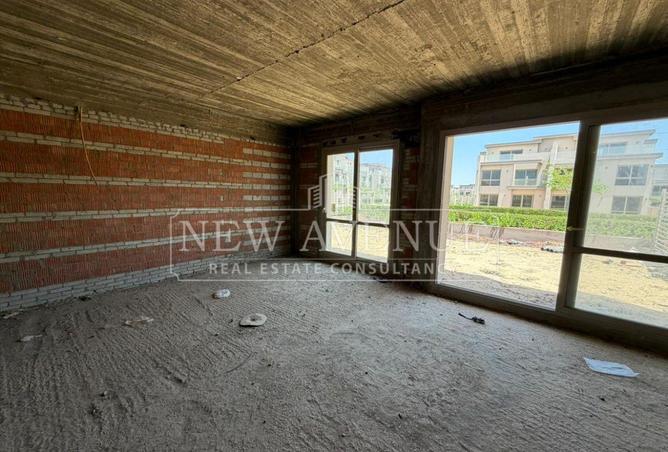 102076993 - Property Image 2