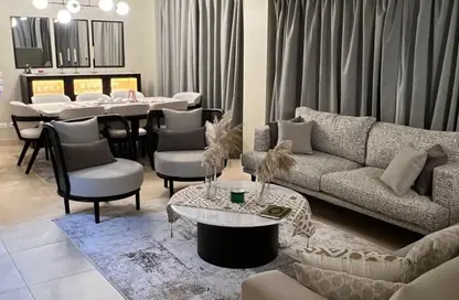 Apartment - 3 Bedrooms - 3 Bathrooms for sale in Al Hekma St. - Sheikh Zayed City - Giza