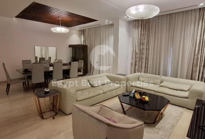 2P7OJSHAQ2S - Property Main Image