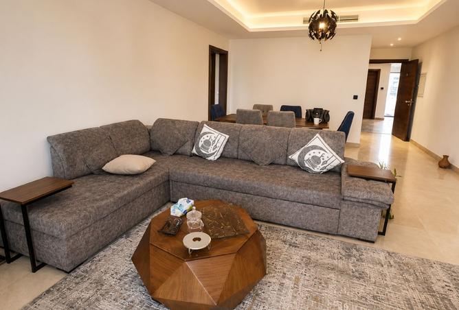 102069313 - Property Main Image
