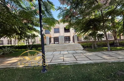 Townhouse - 3 Bedrooms - 3 Bathrooms for sale in Privado - Madinaty - Cairo