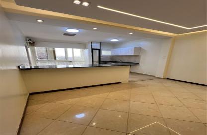 Apartment - 2 Bedrooms - 2 Bathrooms for sale in Abrag Othman St. - Hadayek El Maadi - Hay El Maadi - Cairo